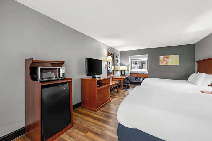 Room 7 of 45